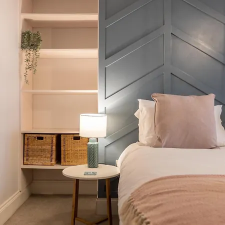 Bed & Breakfast The Belfry