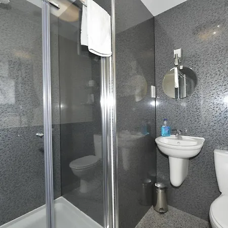 Bed & Breakfast The Belfry 4*